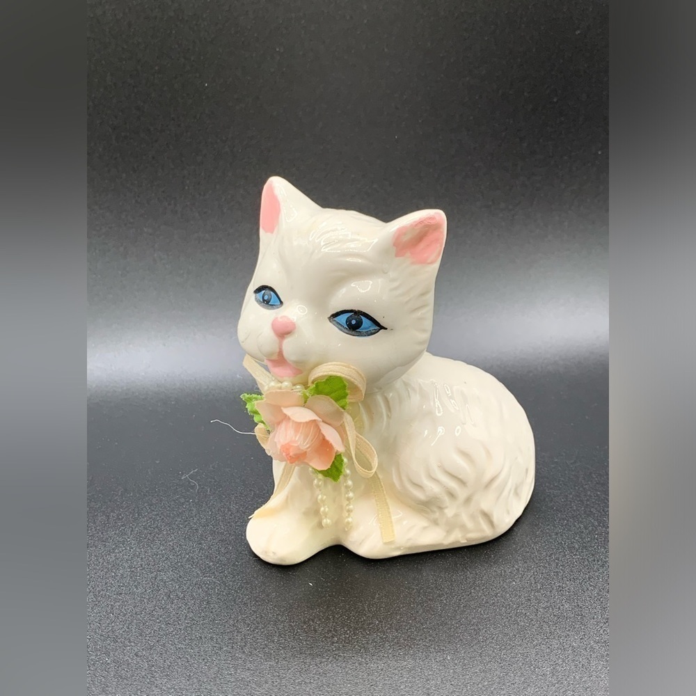 Vintage White Persian Kitten Cat with Silk Pink Flowers Around Neck 4” Figure